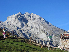Spain-Asturias-Hiking in the Picos National Park